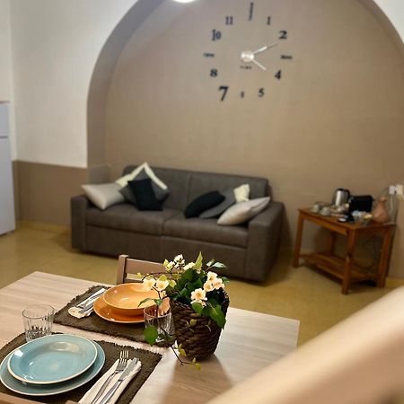 Planny Guest House - Castro Pretorio By Ghor Рим Екстериор снимка